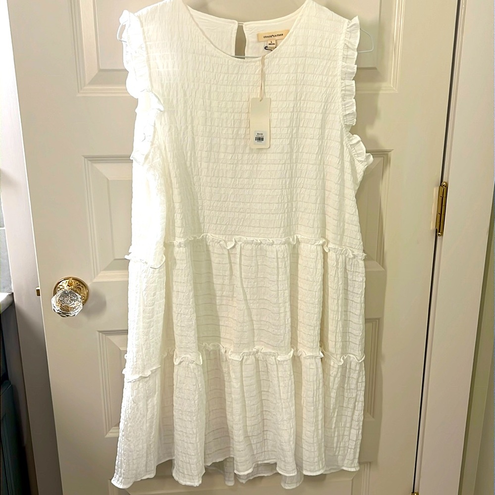 Grade & Gather- White tiered textured dress with ruffle accents- NWT- L